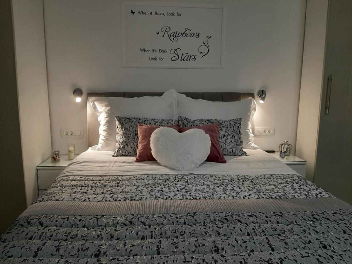 Apartments Bruno Спліт Екстер'єр фото