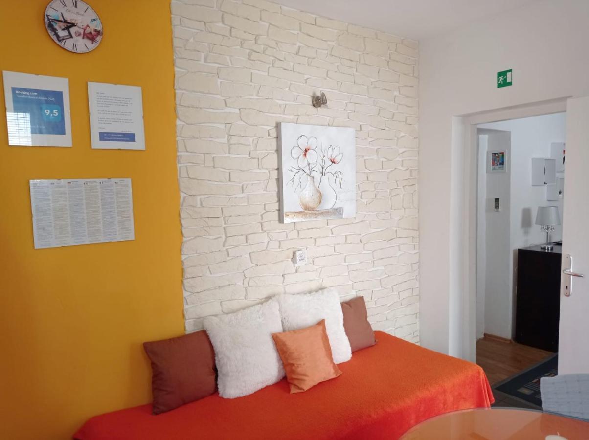 Apartments Bruno Спліт Екстер'єр фото