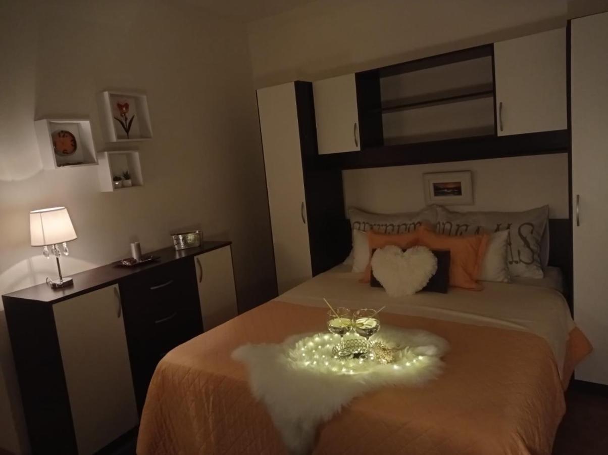 Apartments Bruno Спліт Екстер'єр фото