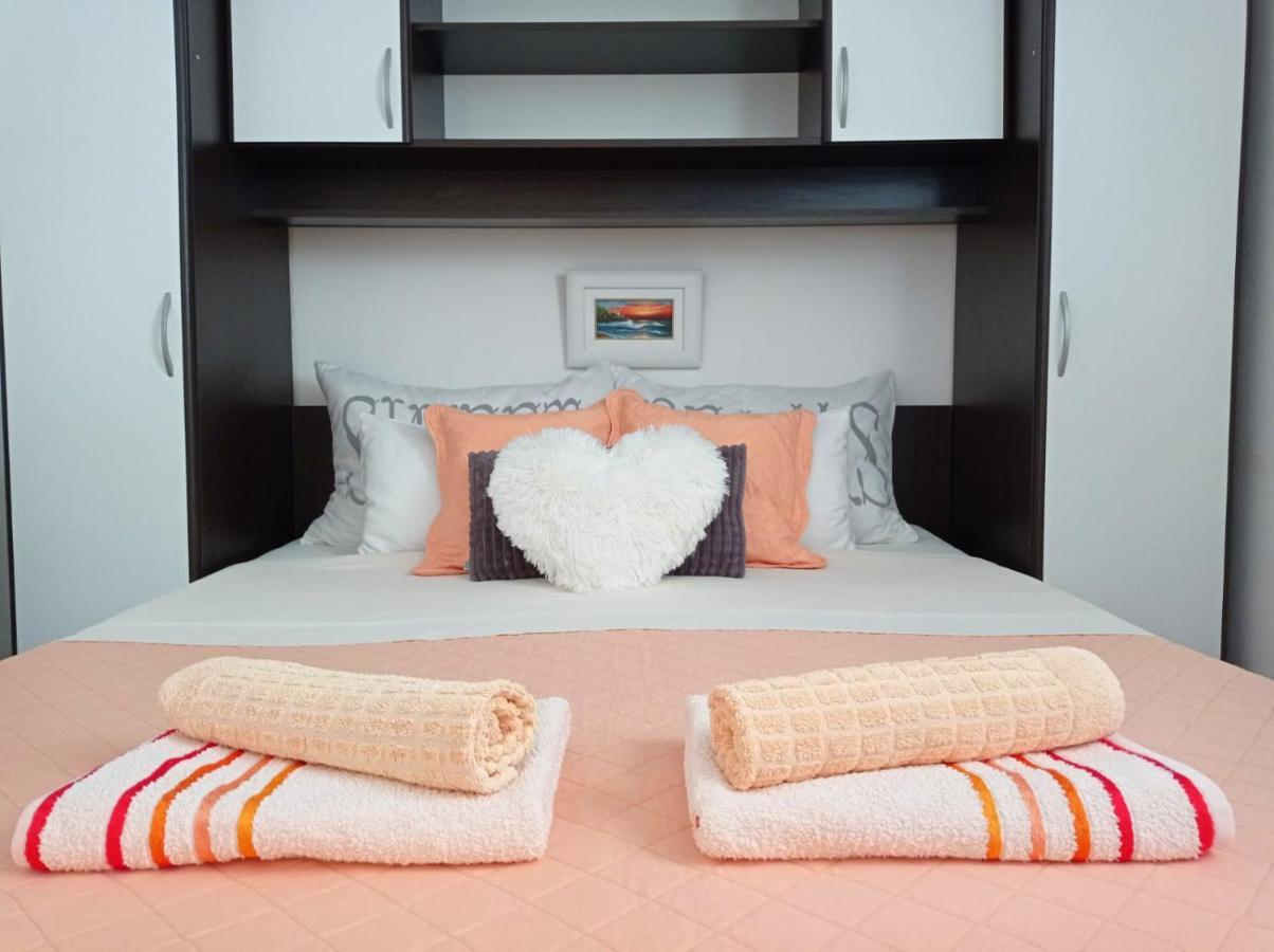 Apartments Bruno Спліт Екстер'єр фото