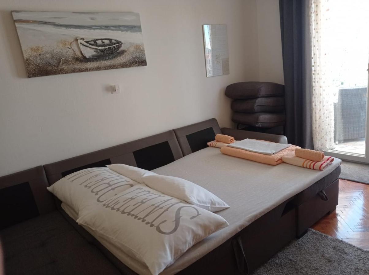 Apartments Bruno Спліт Екстер'єр фото