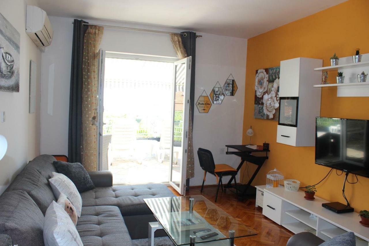 Apartments Bruno Спліт Екстер'єр фото