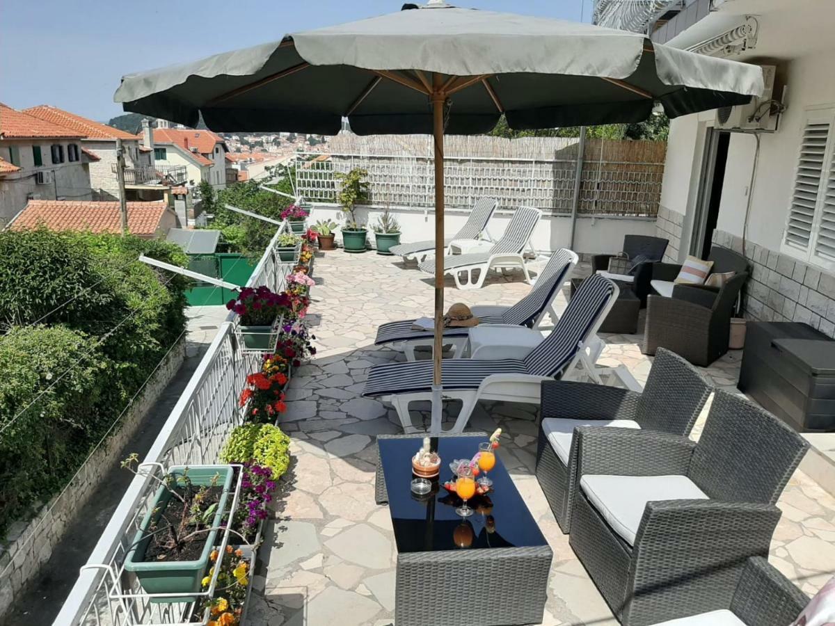 Apartments Bruno Спліт Екстер'єр фото