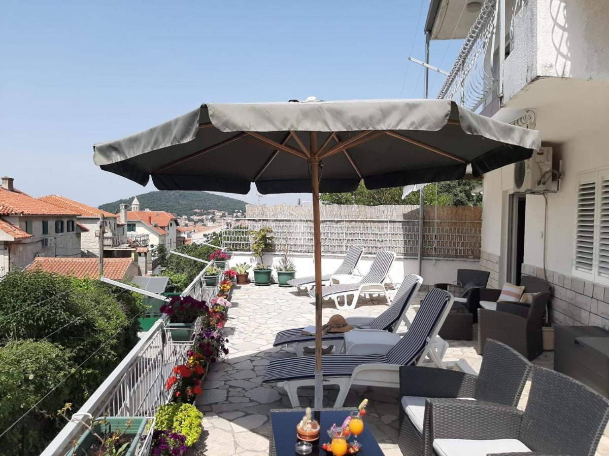 Apartments Bruno Спліт Екстер'єр фото